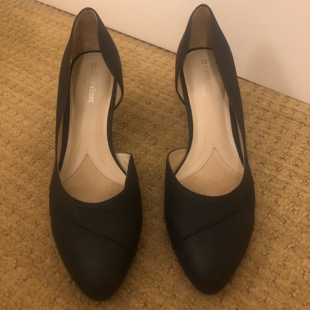 Women’s Naturalizer Black Heels